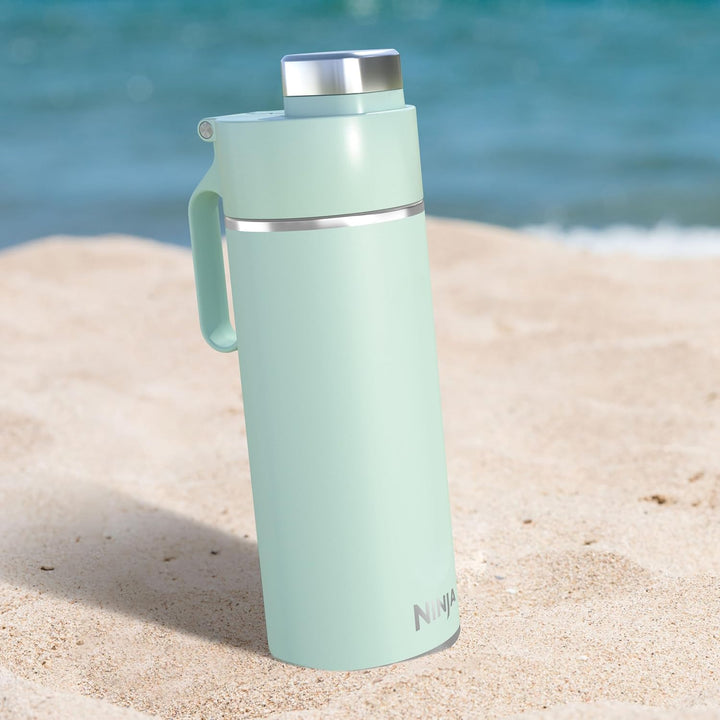 Ninja Thirsti Wasserflasche/Thermobecher to go, 700ml, auslaufsicherer Deckel, für kohlensäurehaltig