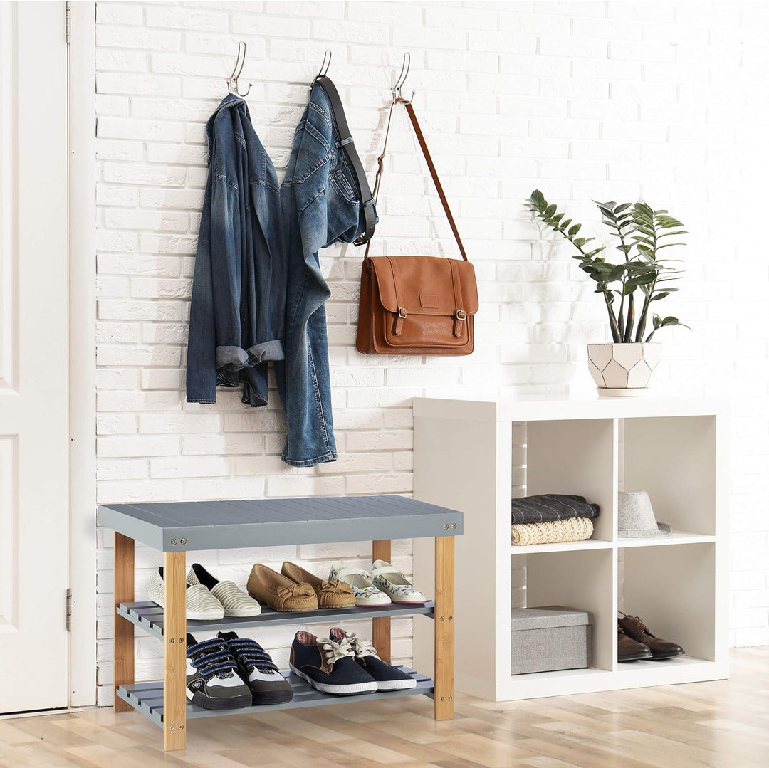 Relaxdays, grau Bambus Schuhbank, 2 Ebenen, offen, Schuhaufbewahrung, zum Sitzen, natürliche Maserun