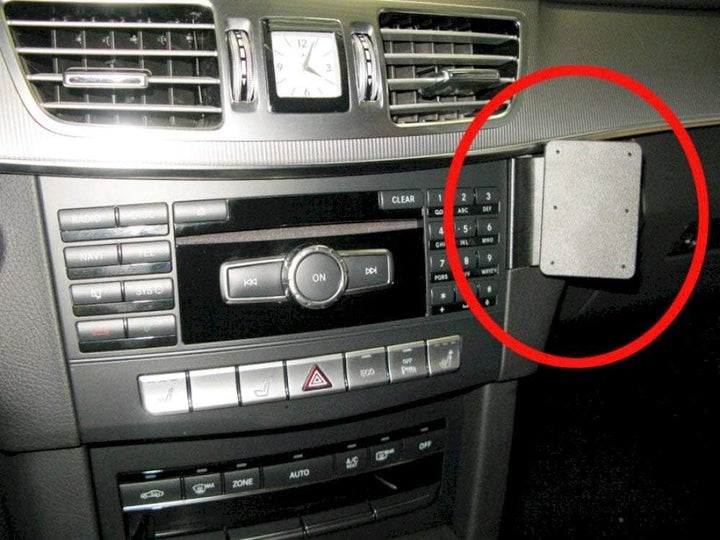 Brodit | ProClip Fahrzeughalter 855273 | Made IN Sweden | Winkelbefestigung | für linkslenkende Fahr