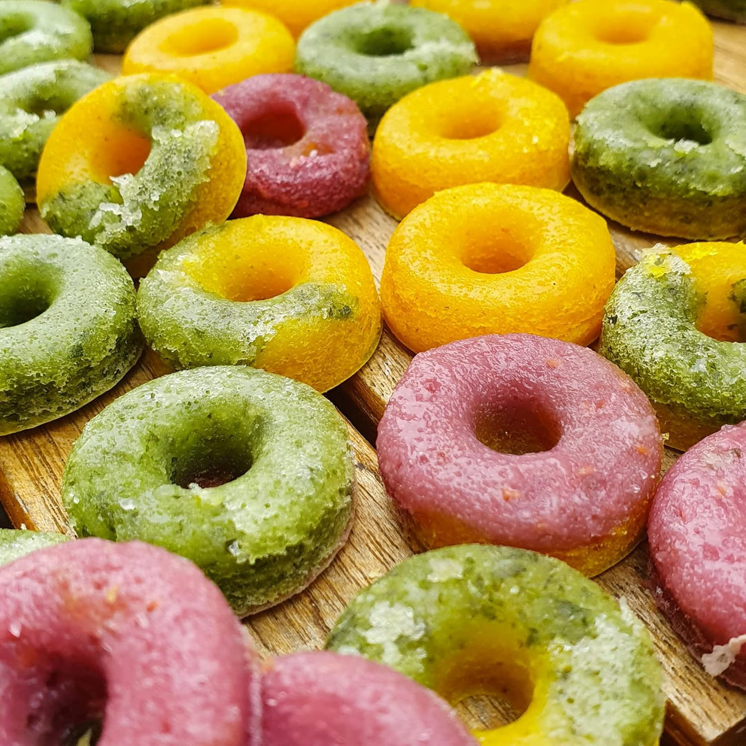 Collory Medium Donut (2,8cm) Silikon Backform für Hundekekse &amp; Hundeleckerlis, Pralinenform, Schokol