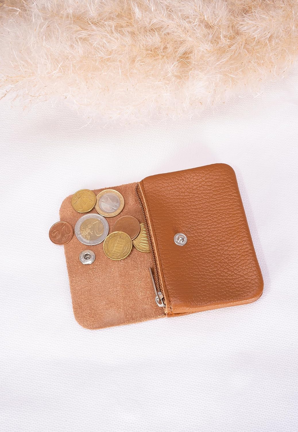Damen Geldbörse minimalistisch, klassischer Geldbeutel aus genarbten, echten Leder - Mia (Cognac), C
