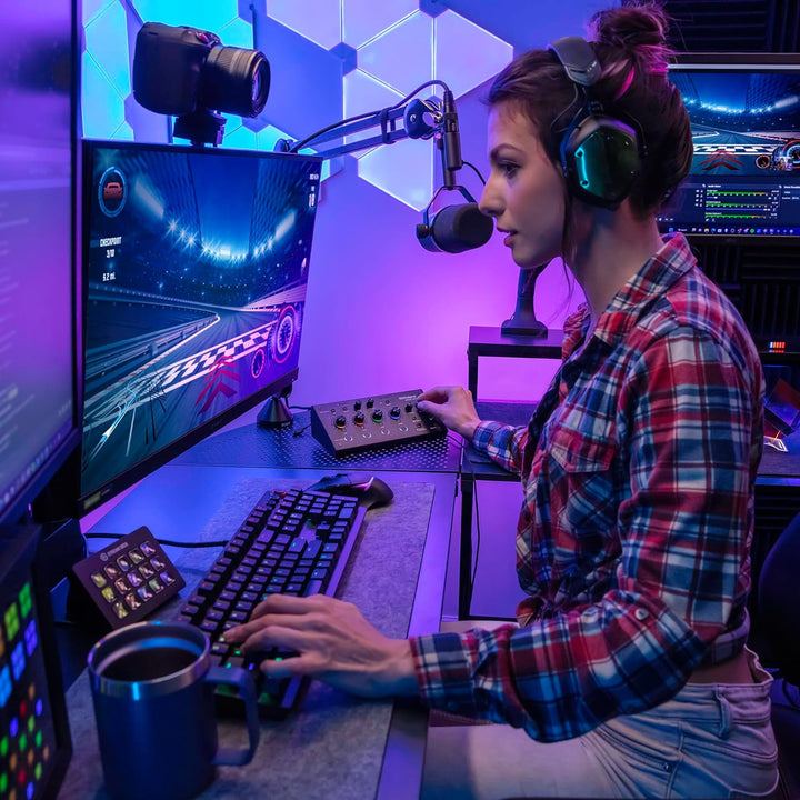 Roland BRIDGE CAST Dual Bus Gaming-Mixer in Schwarz | Professionelles Audio-Streaming-Interface und