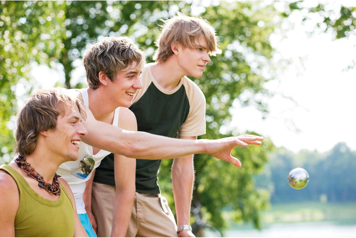 KRUZZEL Boule Spielset mit 8 Metallkugeln + Holzkugel &amp; Massband im Transportkoffer – Outdoor Petanq