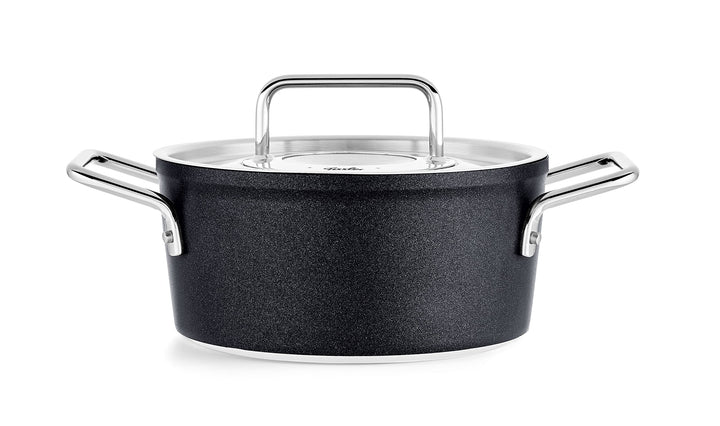 Fissler Adamant / Aluminium-Kochtopf (Ø 18 cm, 2L) Töpfe-beschichtet mit Metall-Deckel, antihaftend