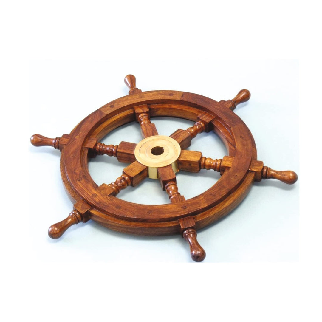 Traditionelle Schiffs 6-Speichen Rad aus Holz mit Messingmittelteil