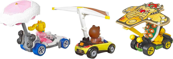 Hot Wheels HDB39 - Super Mario Kart Glider 3er-Pack, 3 Spielzeugautos im Massstab 1:64, mit drehbare