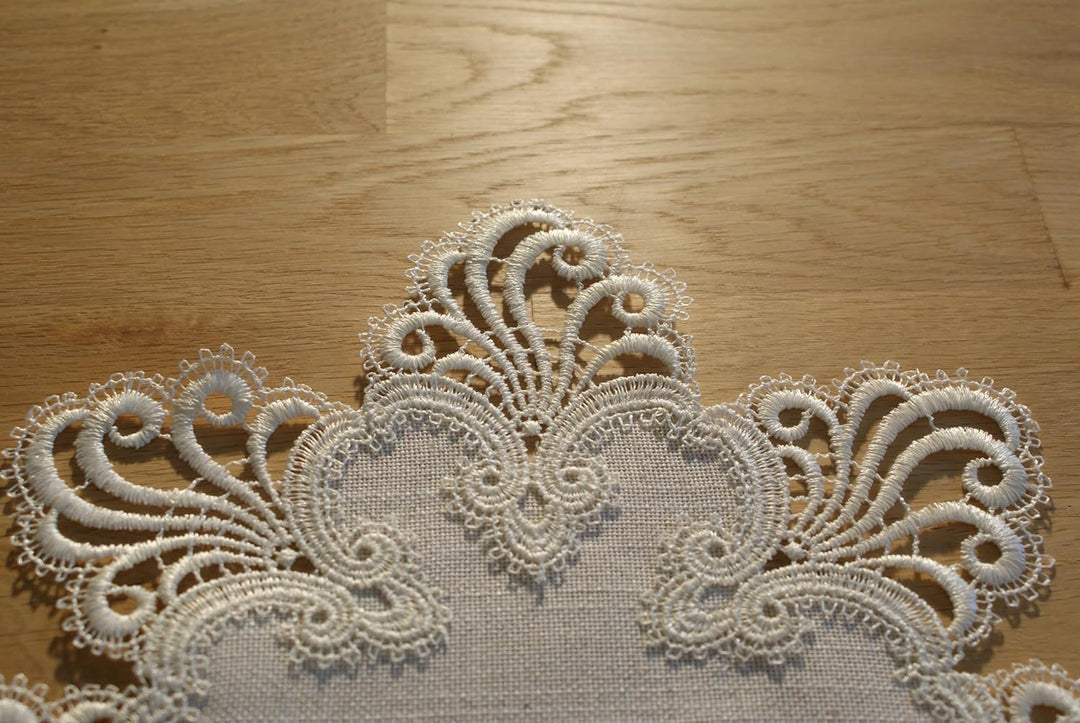 Plauener Spitze by Modespitze 3086L_11_3060 Tischdecke Nizza L, Grösse 30 x 60 cm, oval 60 x 30 cm (
