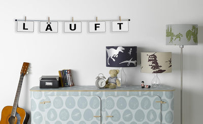 LeTOMA – Hochwertiges Fotoseil aus Stahl 2x200 cm lang und 2x16 rustikale Holzklammern 45mm - Fotole