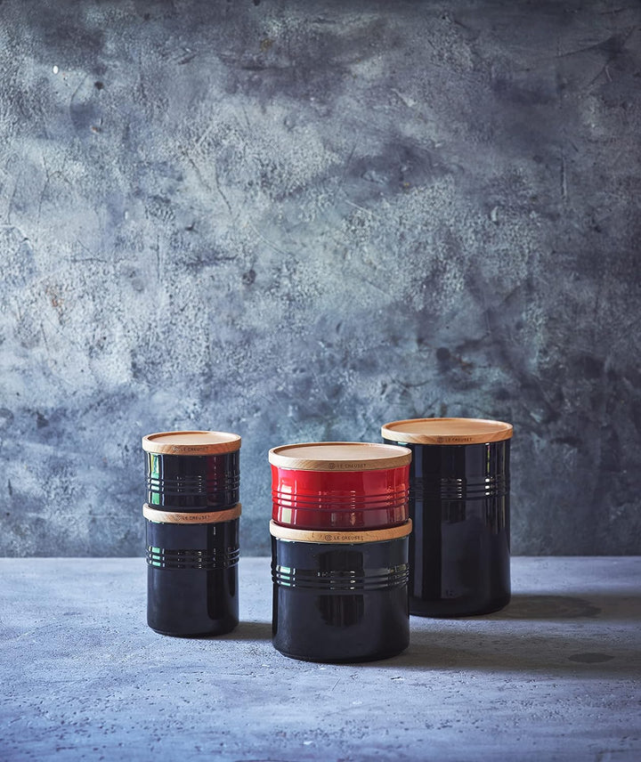 Le Creuset Steinzeug Mittelgrosse Vorratsdose mit Holz-Deckel, Steinzeug, 540 ml, 10 cm, Schwarz glä