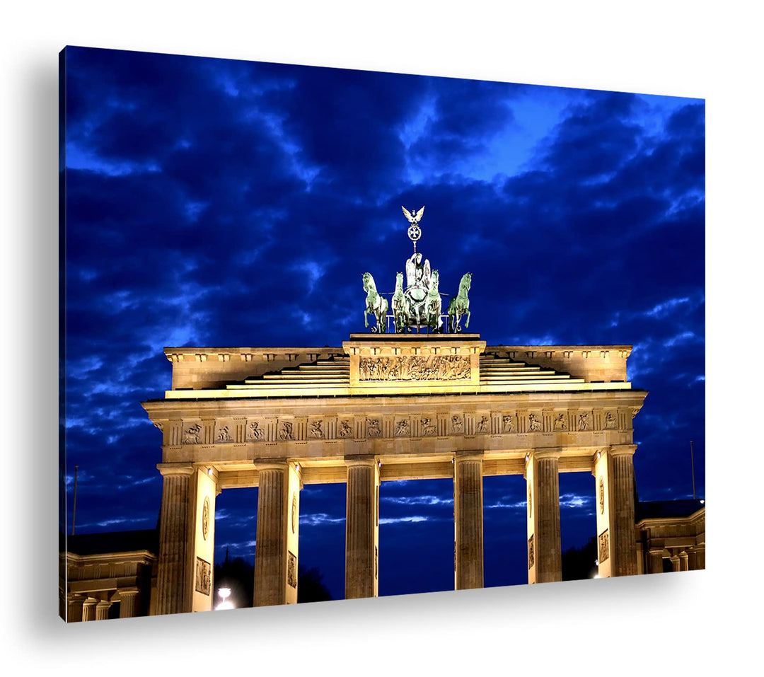 deyoli gigantisches Brandenburger Tor bei Nacht im Format: 80x60 als Leinwandbild, Motiv fertig gera