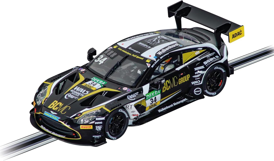 Carrera Aston Martin Vantage AMR GT3 Evo 'Walkenhorst Moto