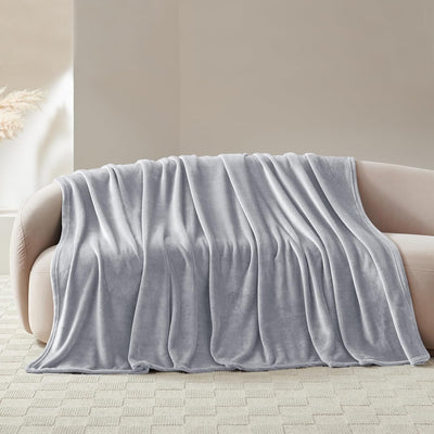 WAVVE Kuscheldecke Flauschig Decke Fleecedecke - Sofadecke 230x270 cm Wohndecke Couchdecke, Hellgrau