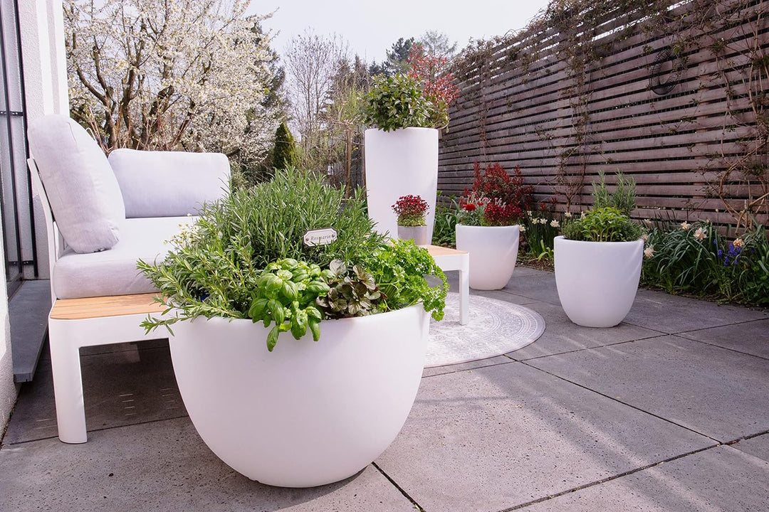 8 seasons design Shining Curvy Pot XM, LED Pflanzkübel (Weiss) 59 x 39 cm, E27 Fassung inkl. Leuchtm