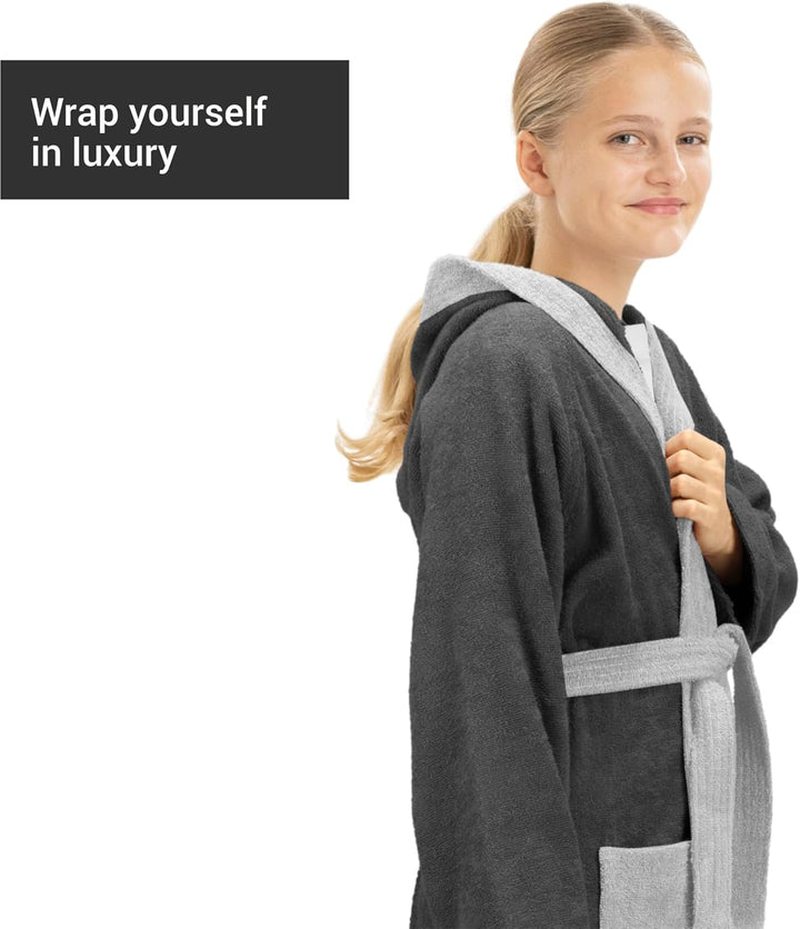 HOMELEVEL Frottee Bademantel für Kinder - Morgenmantel mit Taschen Kapuze Gürtel - Kinderbademantel