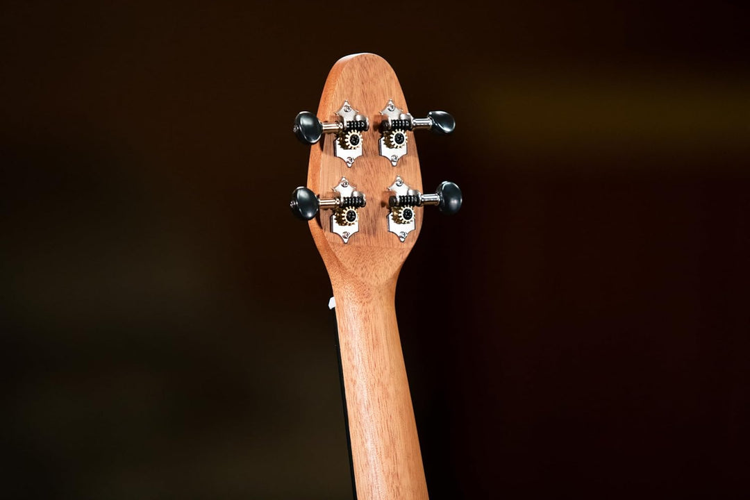Ortega Guitars Sopran Ukulele natur - Keiki K3 - Starterkit inklusive Tuner, 5 Medium Plektren & Kor