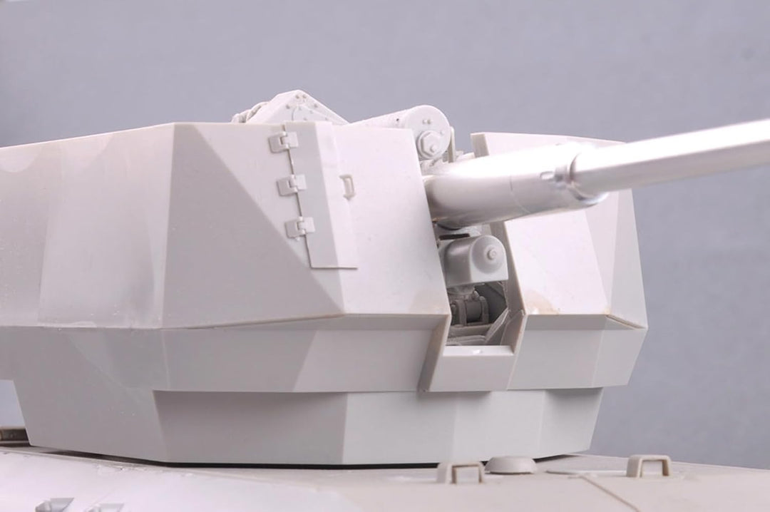 Trumpeter 09585 - 1:35 E-100 Flakpanzer w/12.8cm Flak 40 - Neu