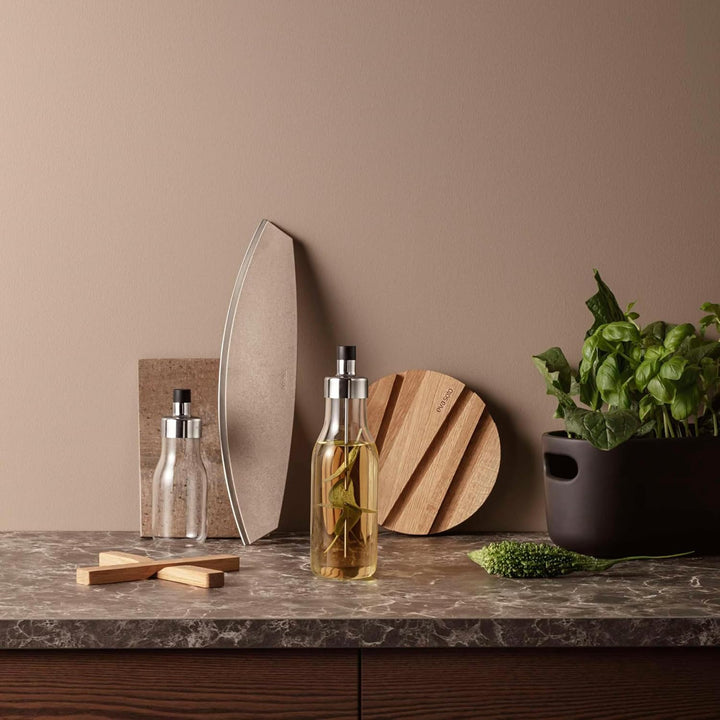 Eva Solo | Nordic Kitchen Magnetischer Untersetzer rund | Bleibt beim Bewegen am Kochtopf oder Topf