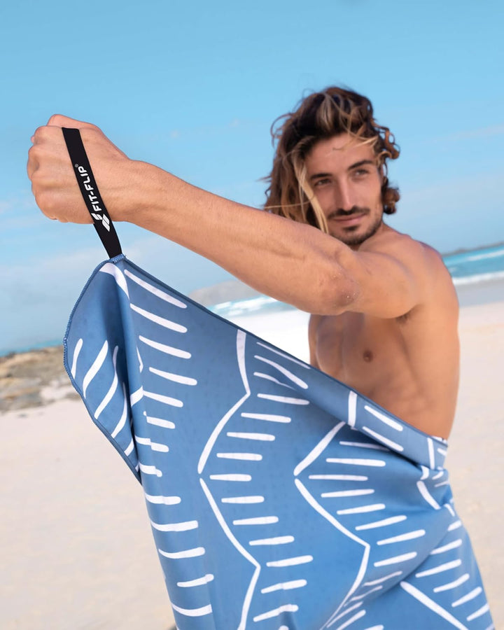 Fit-Flip Strandtuch XXL aus Mikrofaser - leicht und schnelltrocknend - 100% recyceltes Strandhandtuc