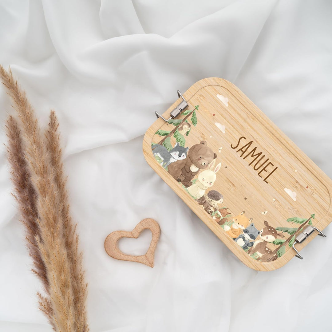 Kidsmood - Personalisierte Brotdose Kinder mit Fächern, Edelstahl Lunchbox mit Bambusdeckel | Schads