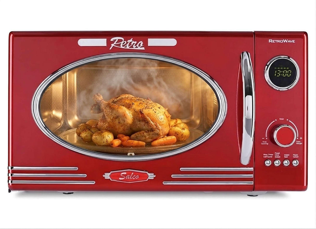 Salco Mikrowelle 2 in 1 – Retro-Style mit Grillfunktion - 23 l Garraum, metallic-rot, 900 W - 12 Fun