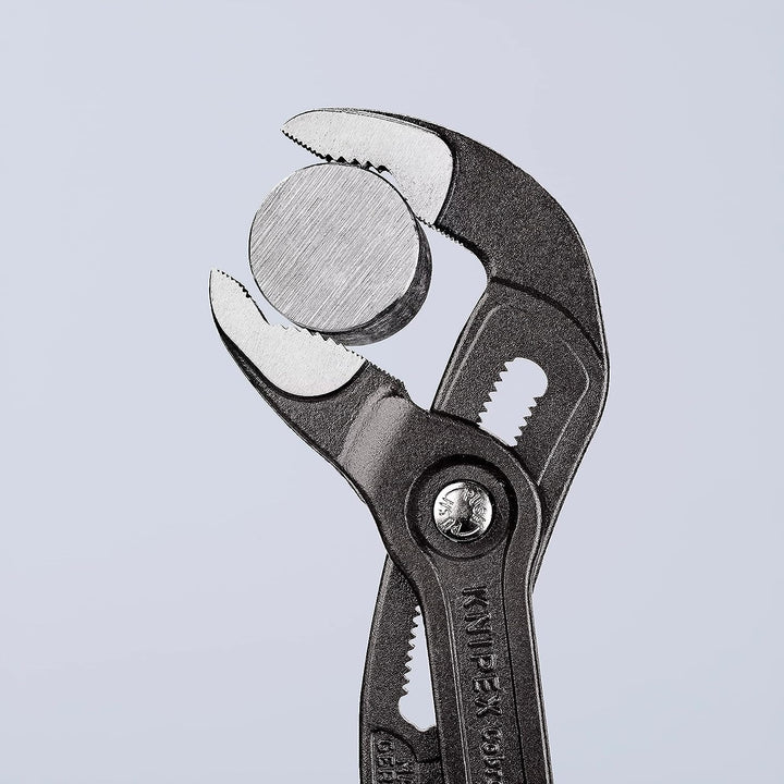 KNIPEX Cobra 87 01 300 SB, Wasserpumpenzange | Rohrzange, gross, Chrom-Vanadium atramentiert, 300 mm