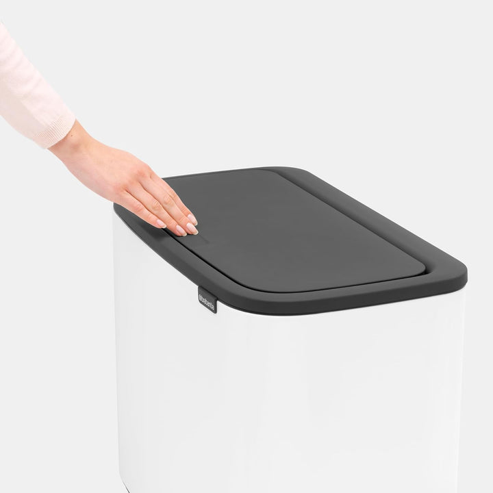 Brabantia Bo Touch Bin 36 L Abfalleimer, Metall, Weiss, 54 x 32 x 68 cm, 1 Einheiten 36 litres (9.5