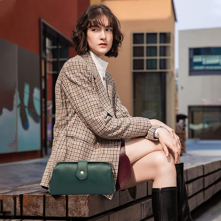 NICOLE &amp; DORIS Klein Umhängetasche Schultertasche Damen Crossbody Tasche Leichte Kuriertasche PU Led