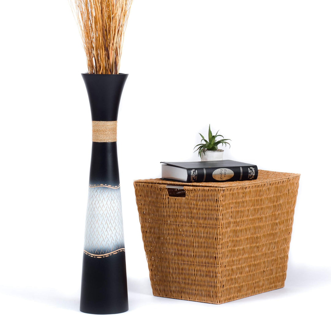 Leewadee Grosse Bodenvase für Dekozweige hohe Standvase Design Holzvase, Holz, 70 cm, Schwarz Weiss