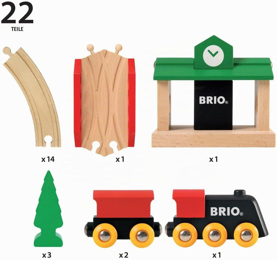 BRIO 33028 - Bahn Acht Set Classic Line - Zwei Schienenkreise mit Frachtzug, Holzbahnhof und Holzbrü