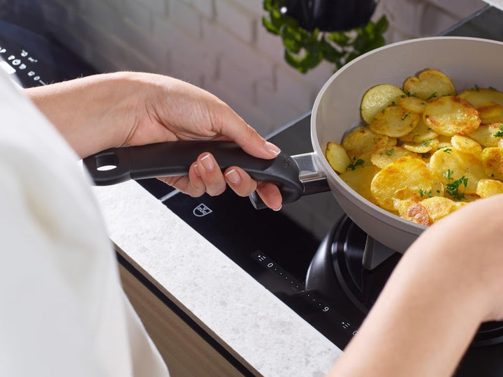Fissler Ceratal Classic Pfannen-Set / 2-teilig, Aluminium-Pfanne, Keramik-beschichtet (24+28 cm) Cer
