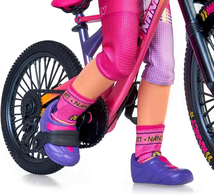 Nancy - EIN Tag mit dem Mountainbike, bewegliche Puppe Kniegelenken und Puppenfahrrad, Puppen Spielz