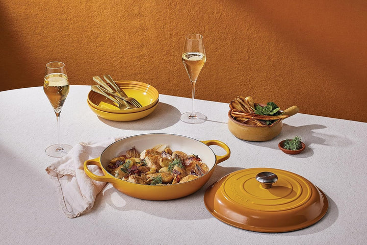 Le Creuset Signature Gusseisen Gourmet-Profitopf, Rund, Ø 30 cm, 3.5 l, 5.555 kg, Nectar, 2118030672