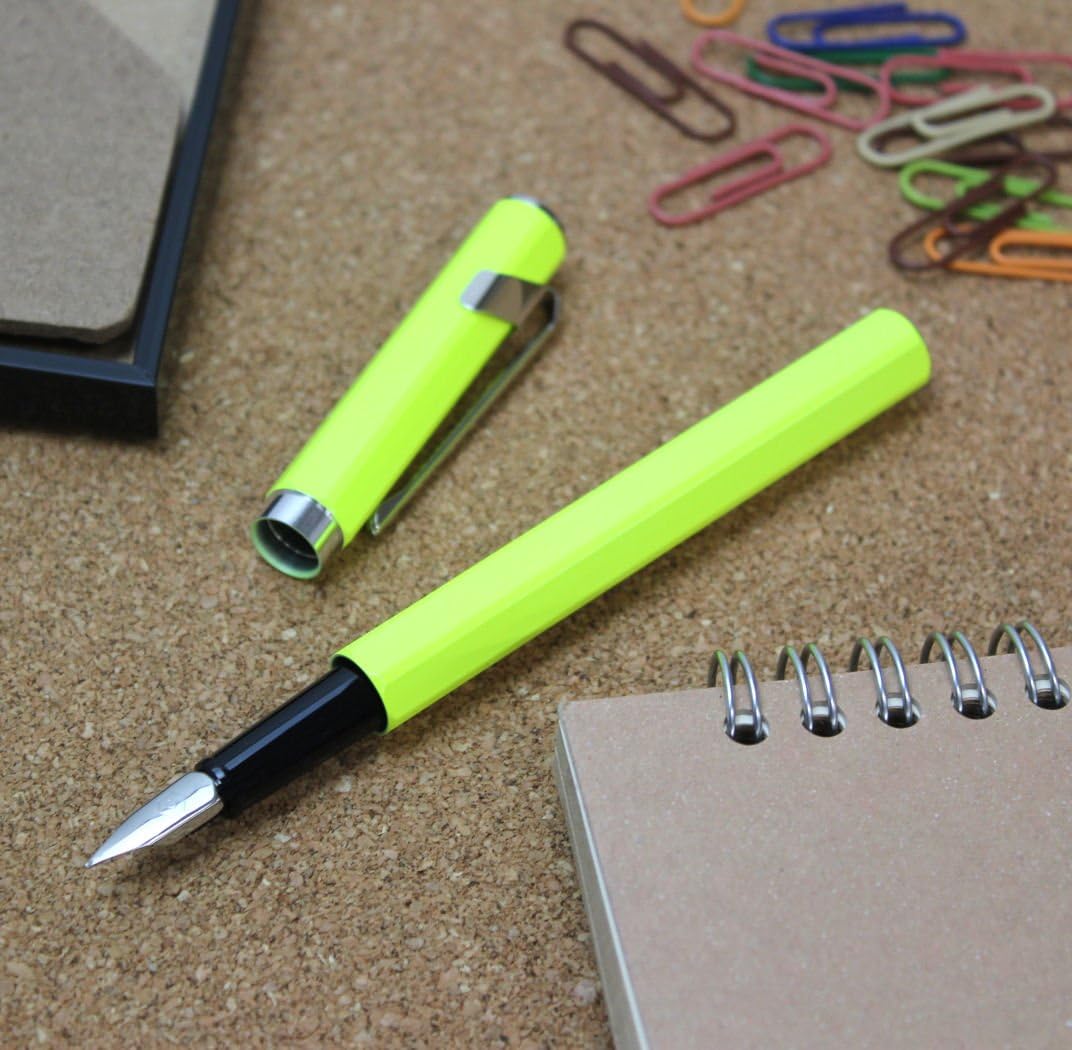 Caran d´Ache 0840.470 Füllhalter Fluo Line Gelb, 1 Stück (1er Pack), Gelb