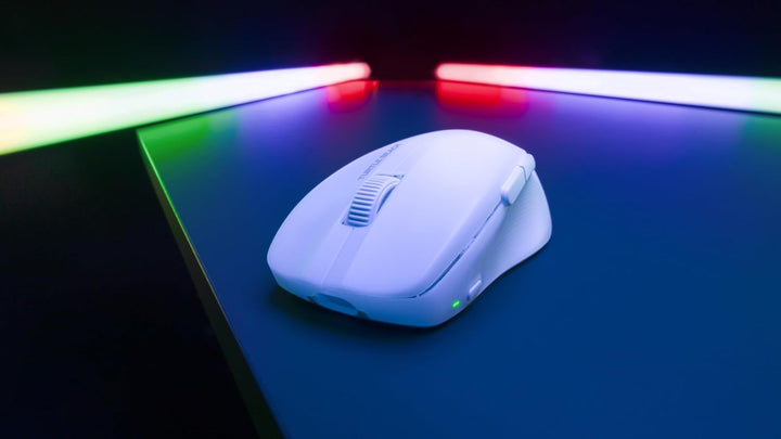 Turtle Beach Pure Air – Ultraleichte, kabellose und ergonomische RGB-Gaming-Maus, optischer Sensor m