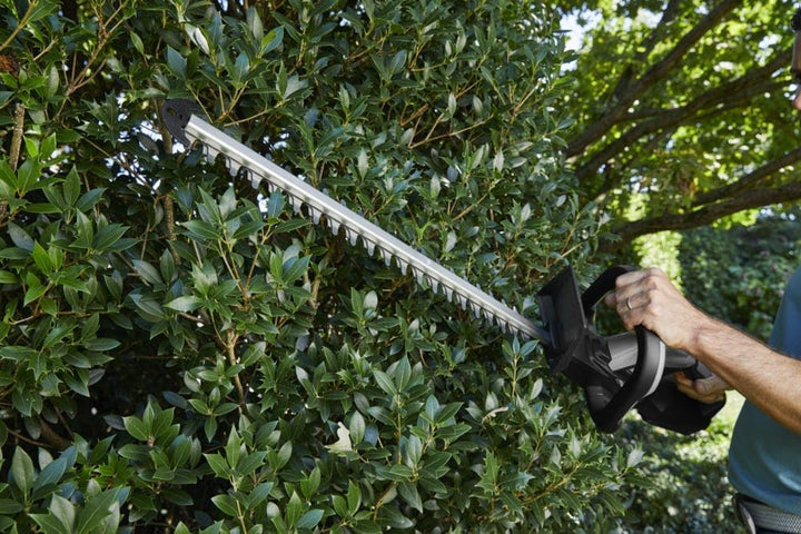 Alpina AHT 20 Li Kit Akku-Heckentrimmer, Max. Zweigdurchmesser 18 mm, 55cm Doppelschnittmesser, 20 V