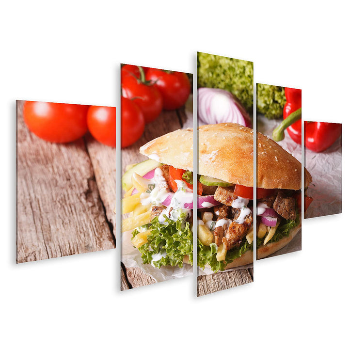 islandburner Bild auf Leinwand Fast Food Döner Kebab Mit Fleisch Gemüse Und Pommes Frites Close Up A