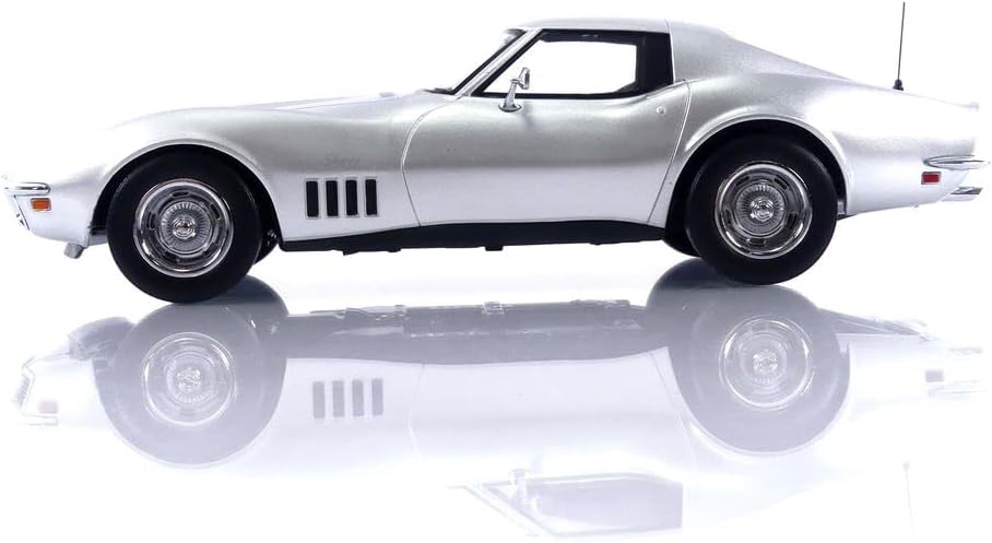 Norev Chevrolet Corvette C3 1969 Silber Modellauto 1:18