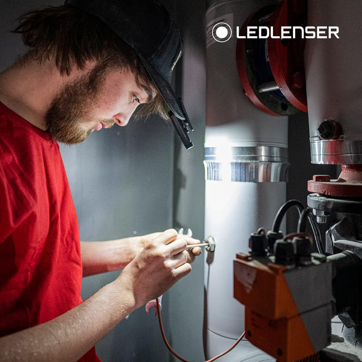 Ledlenser W1R Work Taschenlampe LED aufladbar | LED Lampe mit 220 Lumen | aufladbare Werkstattlampe