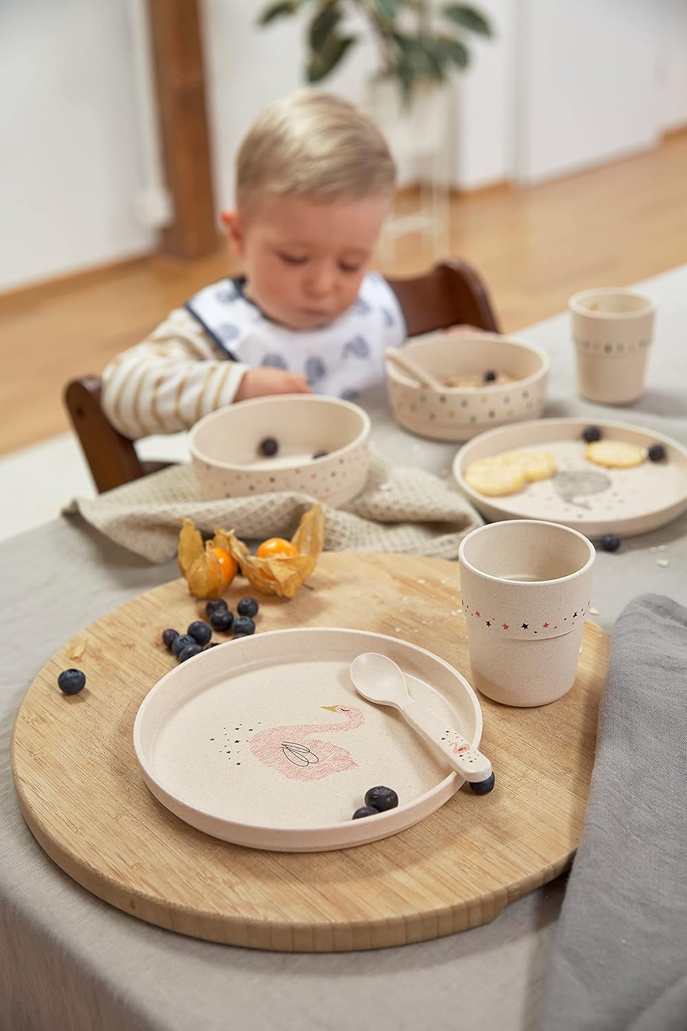 LÄSSIG Kindergeschirr Set (Teller, Becher, Schälchen, Löffel) ohne , BPA-frei, für Spülmaschine und