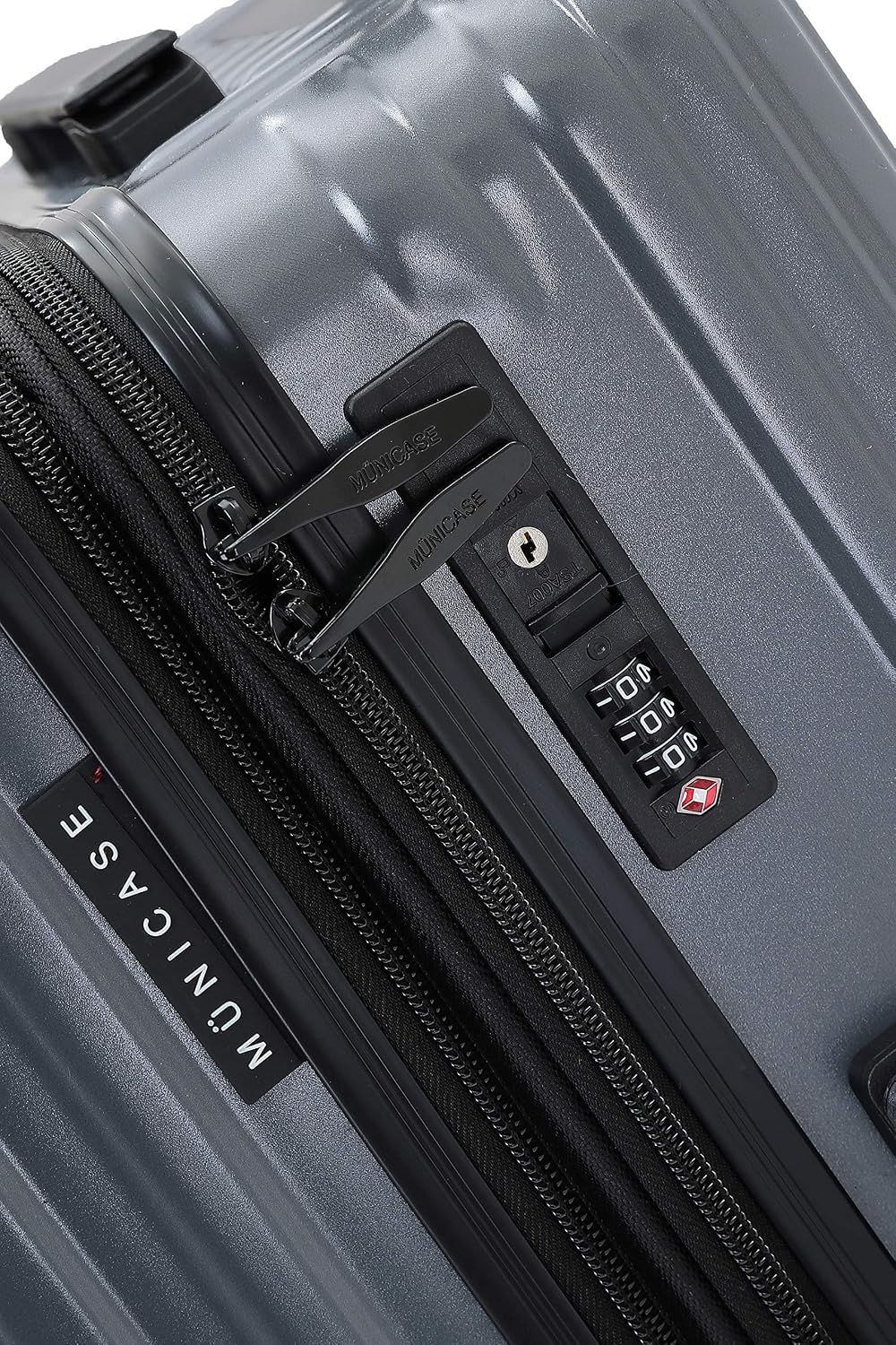 M816 TSA-Schloss, Dehnungsfuge, Teleskopgriff, Reisekoffer mit 4 Rollen, Hartschale, Grosse 76cm-Mit