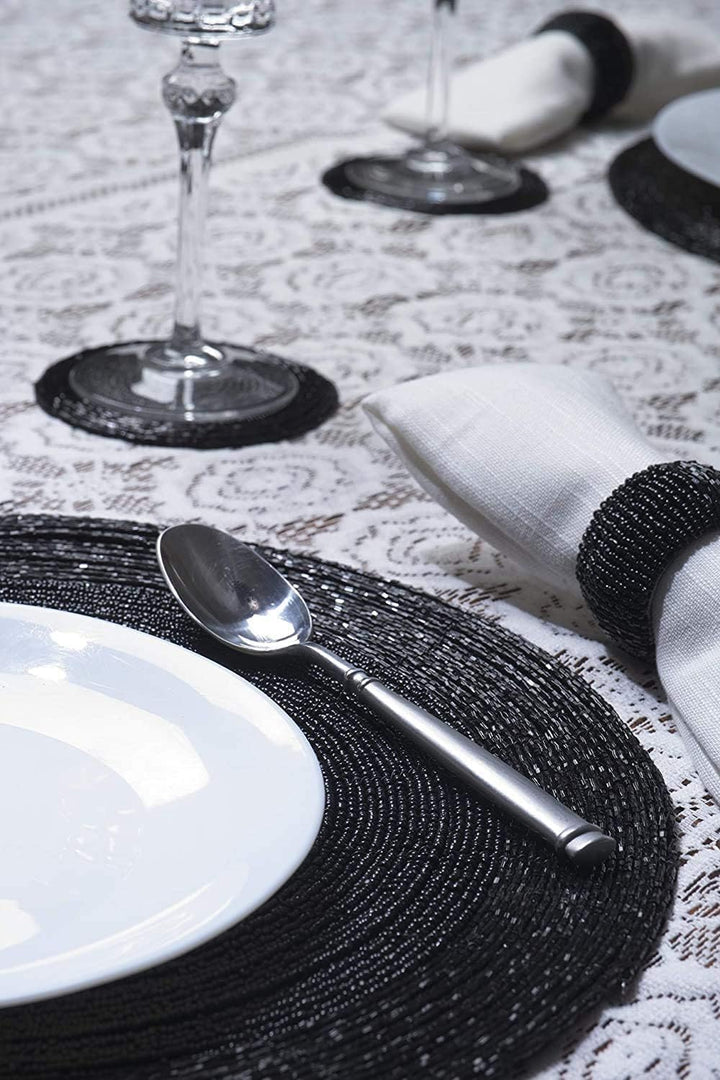 Penguin Home® Set von 12 Tischsets mit Glasperlen, Untersetzer und Serviettenringe - Schwarze Farbe