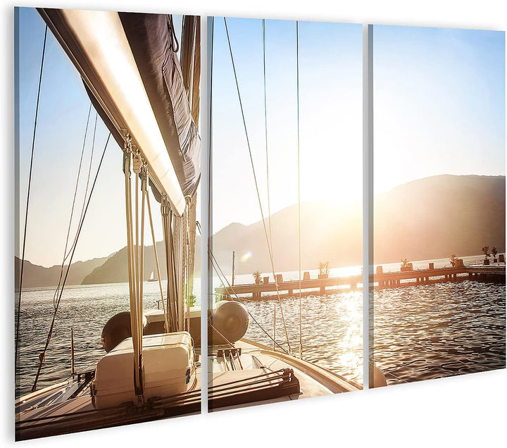 islandburner Bild auf Leinwand Segelboot Auf Dem Meer Mit Steg Bei Sonnenuntergang Bilder Wandbilder