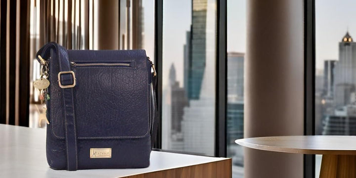 Catwalk Collection Handbags - Leder Umhängetasche Damen - Crossbody Bag/Messenger Bag Mittelgross -