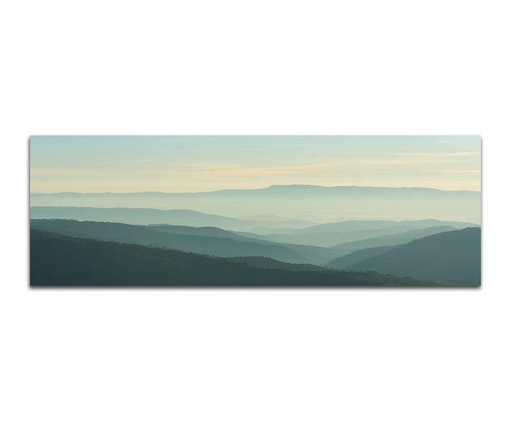 Paul Sinus Art Panoramabild auf Leinwand und Keilrahmen 150x50cm Berge Wald Nebel Dämmerung