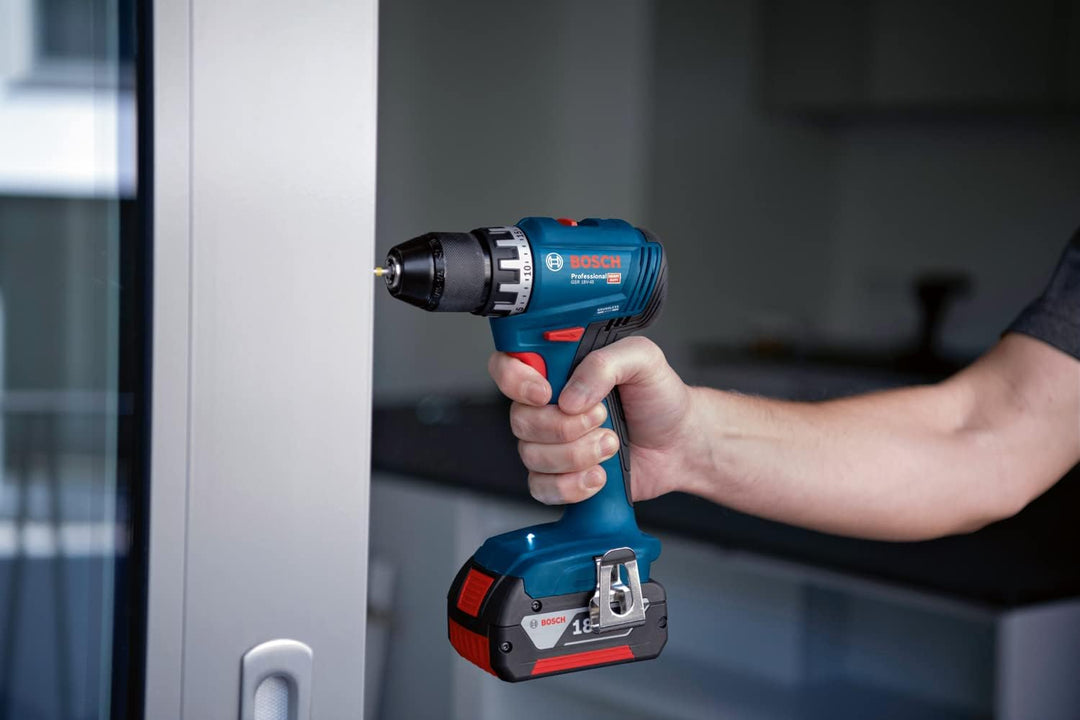 Bosch Professional 18V System Akku Bohrschrauber GSR 18V-45 (Drehzahl 1.900 min⁻¹, inkl. 2x 2.0Ah Ak