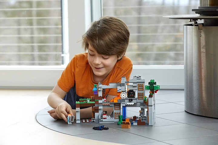 LEGO 21147 Minecraft Abenteuer in den Felsen Single, Single