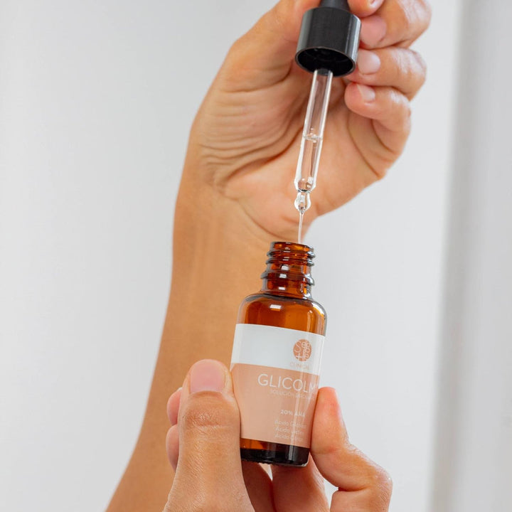 Segle Clinical | Glicolmix Serum | Peeling Serum | Für Haut mit oberflächlichen Flecken | 30ml