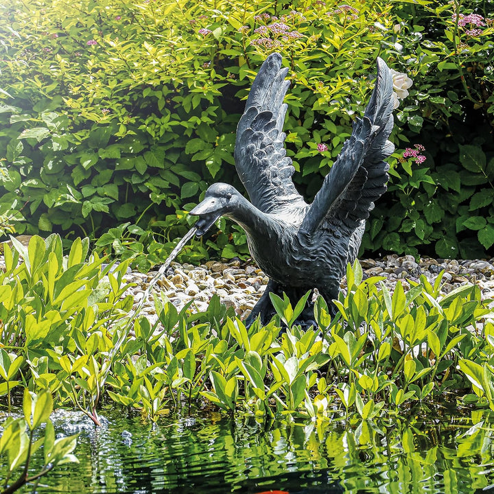 esotec Wasserspeier-Figuren Gans Gustav, Einzelfigur Teichfigur Gartenstatue, Brunnenfigur für Garte