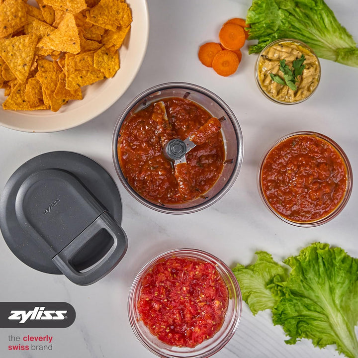 Zyliss Easy Pull Zwiebel­schneider Manuell, 800ml, Multizerkleinerer, Gemüse Zerkleinerer Manuell fü