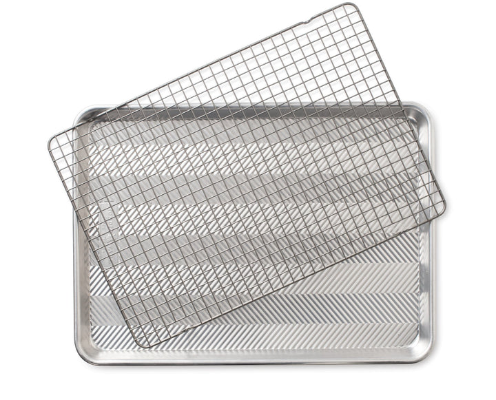 Nordic Ware Prism Halbblatt mit ofenfestem Gitter, 1 Stück, natur Half Sheet with Oven Safe Grid Hal